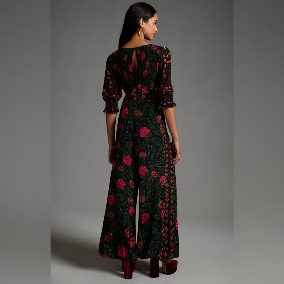 Printed Smocked Jumpsuit Farm Rio - Picture 2 of 14